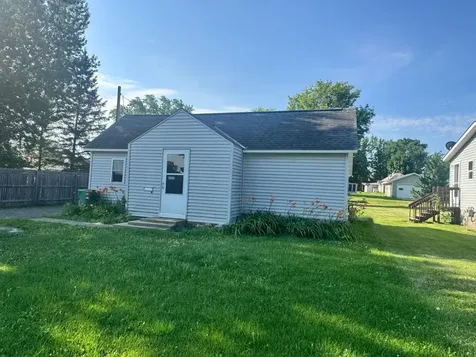 511 5th Street NW Aitkin MN 56431