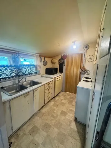 511 5th Street NW Aitkin MN 56431