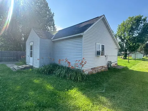 511 5th Street NW Aitkin MN 56431