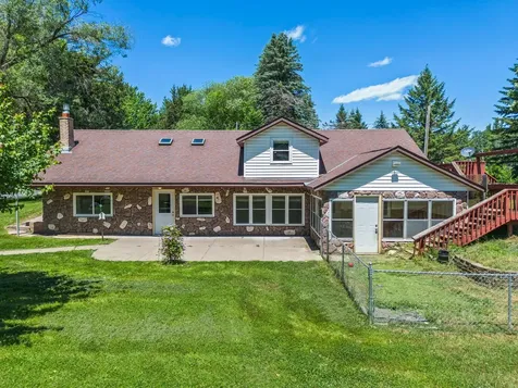 33455 Jackson Street NE Cambridge MN 55008