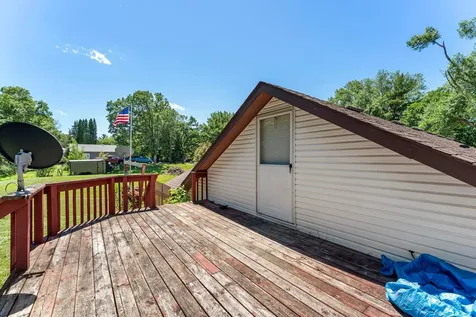 33455 Jackson Street NE Cambridge MN 55008