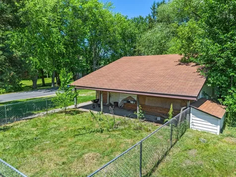 33455 Jackson Street NE Cambridge MN 55008
