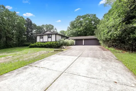 8600 176th Avenue NW Anoka MN 55303