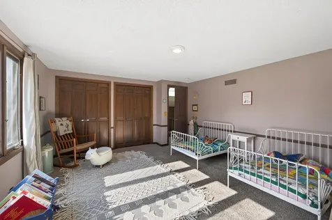 4008 Macalaster Drive NE Saint Anthony MN 55421