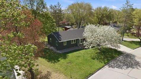 205 Victoria Drive Alexandria MN 56308