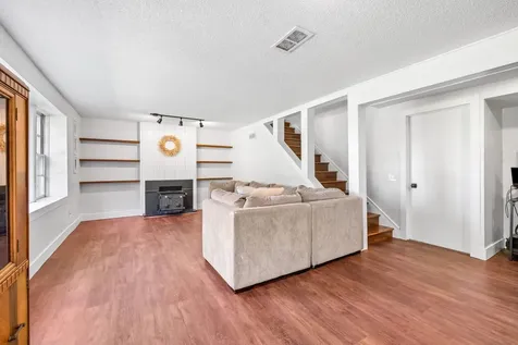 1115 W Medicine Lake Drive Plymouth MN 55441