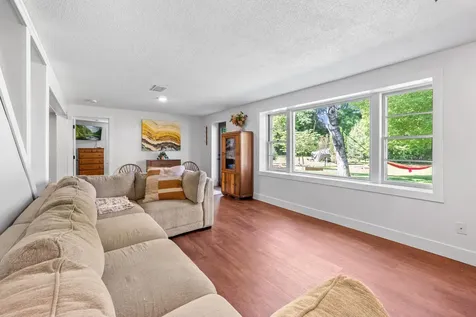 1115 W Medicine Lake Drive Plymouth MN 55441