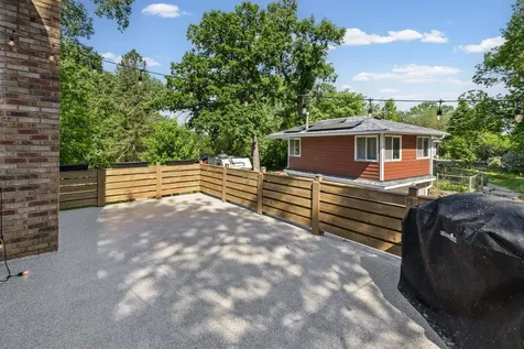 1115 W Medicine Lake Drive Plymouth MN 55441