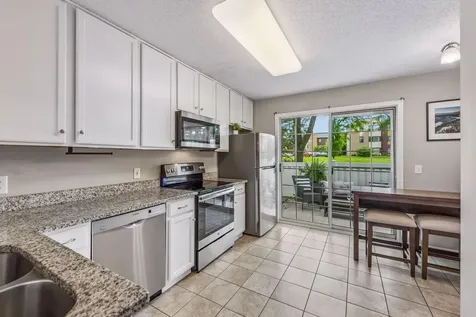 330 Leeward Trail Woodbury MN 55129