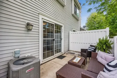 330 Leeward Trail Woodbury MN 55129