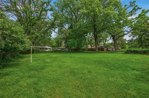 3104 Mildred Drive Roseville MN 55113