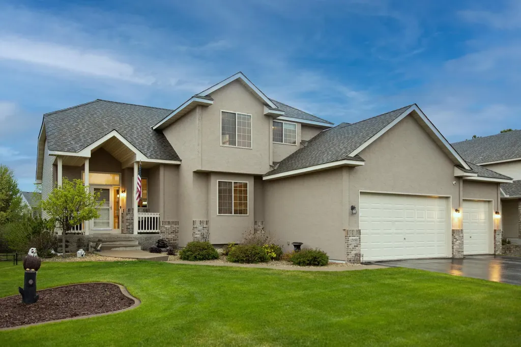 13190 Avocet Street NW Coon Rapids MN 55448