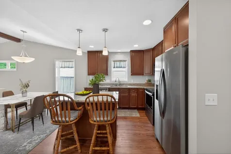 2707 Ridgeview Drive Red Wing MN 55066