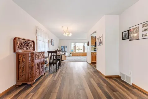 813 Sprague Street N Caledonia MN 55921