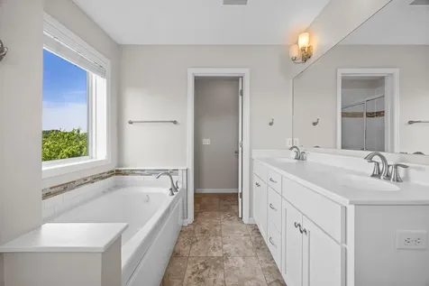 7652 Addisen Path Inver Grove Heights MN 55077