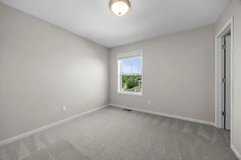 7652 Addisen Path Inver Grove Heights MN 55077