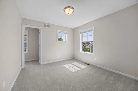 7652 Addisen Path Inver Grove Heights MN 55077