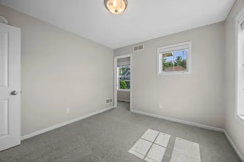7652 Addisen Path Inver Grove Heights MN 55077