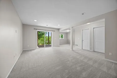 7652 Addisen Path Inver Grove Heights MN 55077