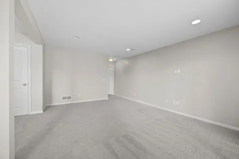 7652 Addisen Path Inver Grove Heights MN 55077