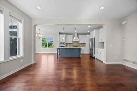 7652 Addisen Path Inver Grove Heights MN 55077