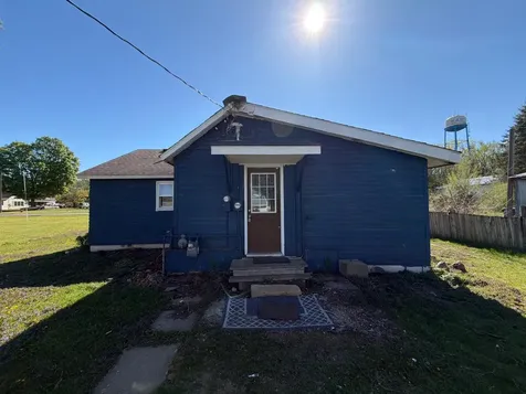 321 Rice Street S Kasota MN 56050