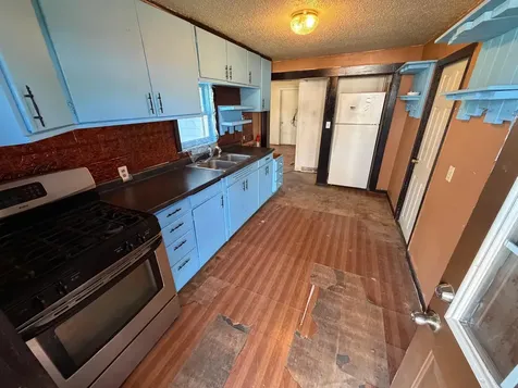 321 Rice Street S Kasota MN 56050
