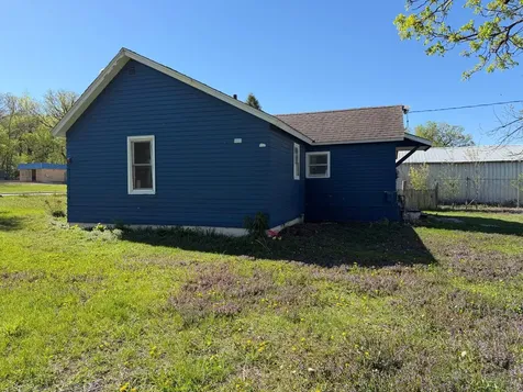 321 Rice Street S Kasota MN 56050