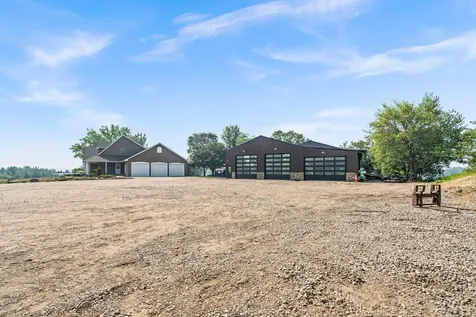 8785 E 275th Street Elko New Market MN 55020