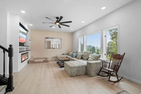 8785 E 275th Street Elko New Market MN 55020