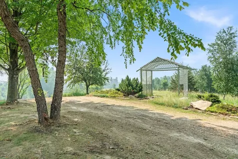 8785 E 275th Street Elko New Market MN 55020