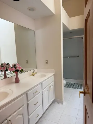 4162 N Black Oaks Ln N Plymouth MN 55446