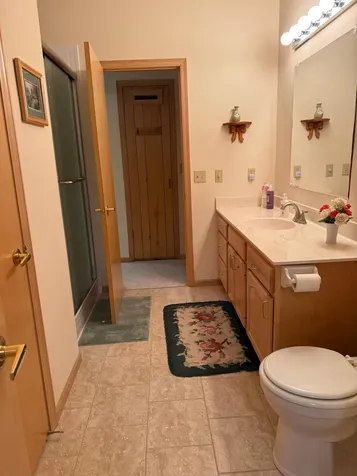 4162 N Black Oaks Ln N Plymouth MN 55446
