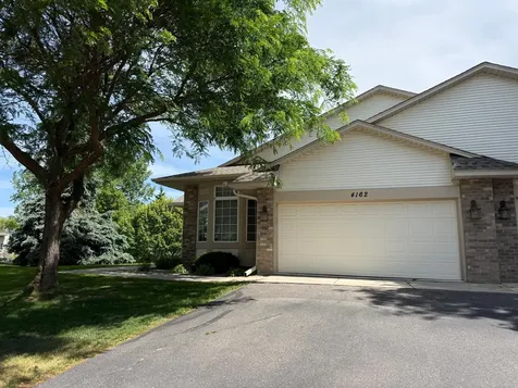 4162 N Black Oaks Ln N Plymouth MN 55446