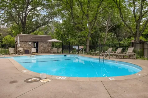 10250 Berkshire Road Bloomington MN 55437
