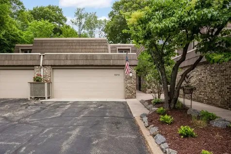 10250 Berkshire Road Bloomington MN 55437