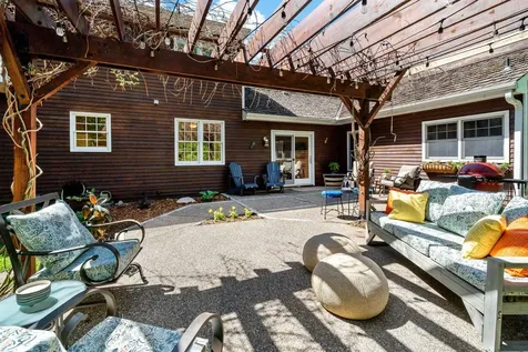 8660 Black Maple Drive Eden Prairie MN 55344