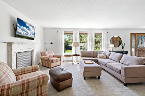 8660 Black Maple Drive Eden Prairie MN 55344