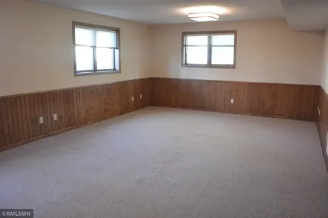 120 Edgewood Drive Glencoe MN 55336