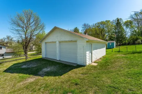 326 W Gustavus Avenue Fergus Falls MN 56537