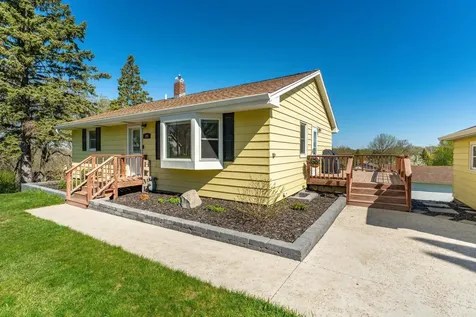 326 W Gustavus Avenue Fergus Falls MN 56537
