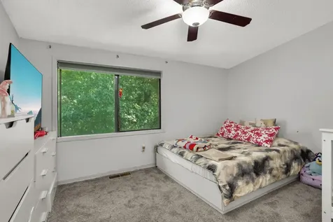1741 Meadowlark Road Eagan MN 55122