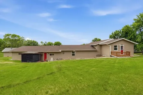 104 Pheasant Lane Battle Lake MN 56515