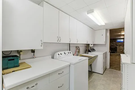 10232 5th Avenue S Bloomington MN 55420