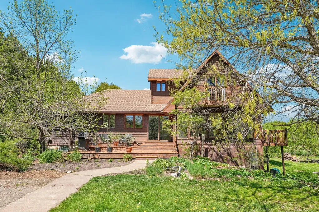 9040 152nd Street N Hugo MN 55038