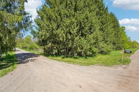 9040 152nd Street N Hugo MN 55038
