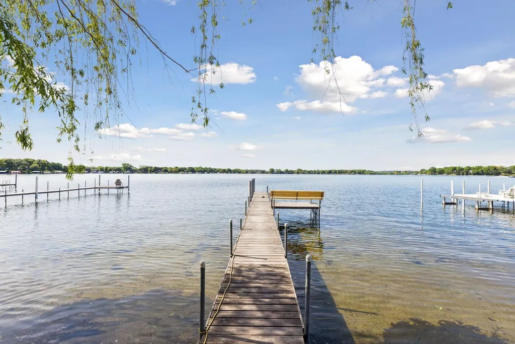 3335 Crystal Bay Road Wayzata MN 55391