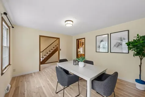 481 Desnoyer Avenue Saint Paul MN 55104