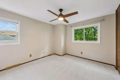 481 Desnoyer Avenue Saint Paul MN 55104