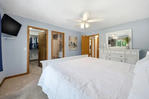14281 Crofton Court Rosemount MN 55068
